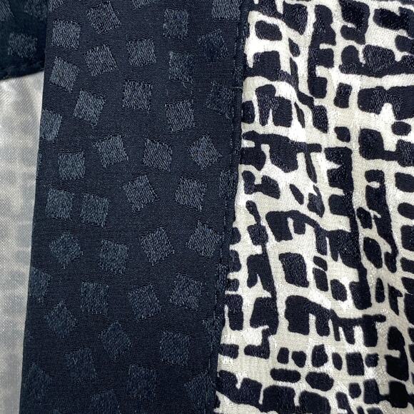 SILK STUDIO Blazer 12 Petite Crepe de Chine Geometric Open Front Black HK Vtg - Picture 6 of 9